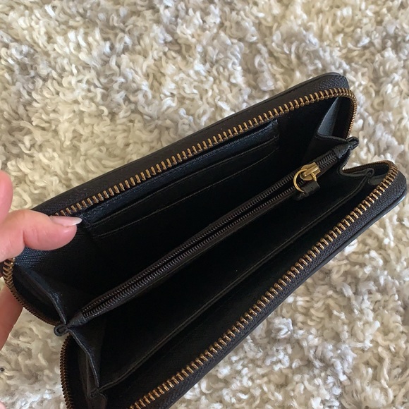 Fossil wallet - Picture 2 of 4